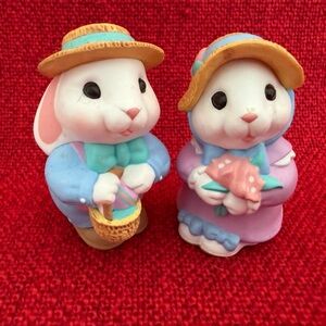 Hallmark Vintage Easter Bunny Couple Salt and Pepper Shakers